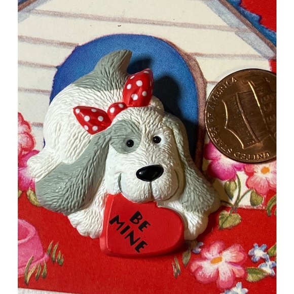 Hallmark Valentines Day Puppy Pin UNUSED Vintage - Picture 5 of 8